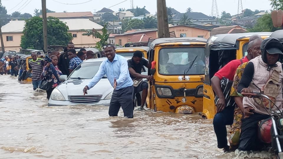 Heavy Downpour Leaves Houses Flooded in Lagos (PHOTOS)