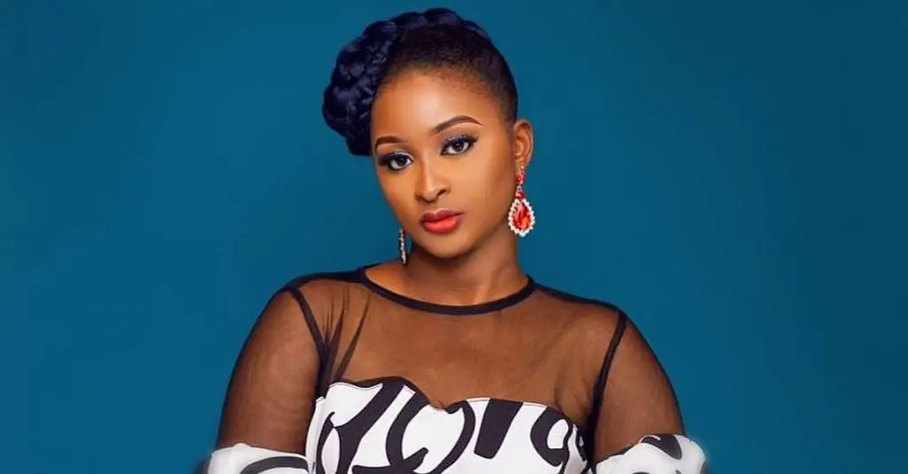 Etinosa Idemudia calls out BBNaija star over debts