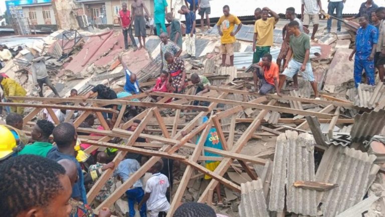 Many feared d3ad as Mosque collapse in Papa Ajao