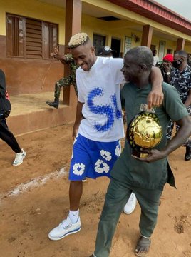 Osimhen takes CAF award to his Primary School in Lagos