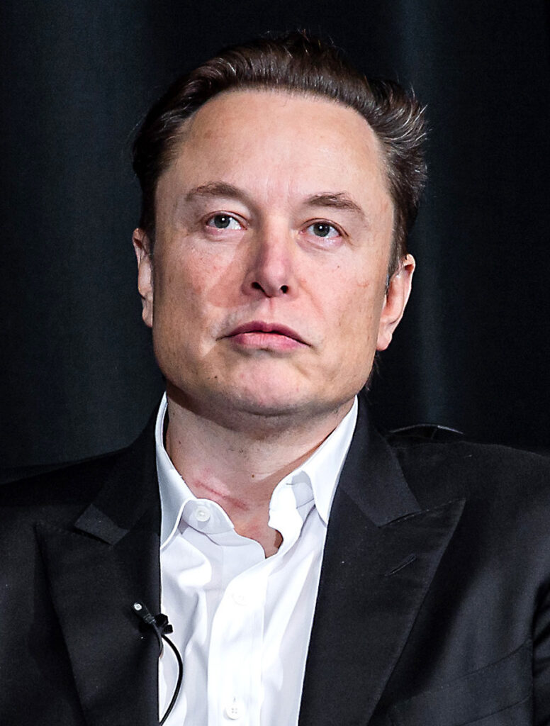 Elon Musk accused of sleeping with two female workers