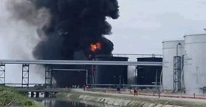 BREAKING: Fire Erupts at Dangote Refinery in Lagos