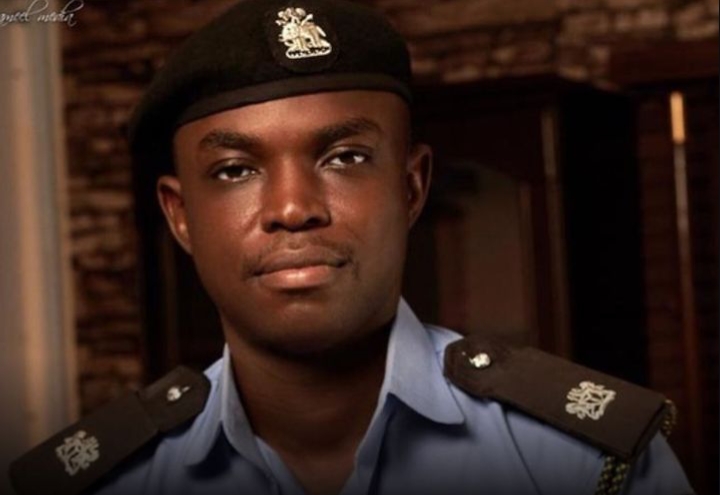 Lagos police detain officer who allegedly rap£d a 17-yr-old girl at gun point in his office in Ogudu