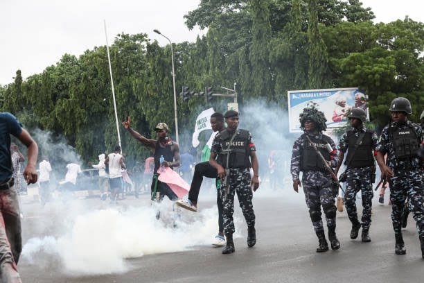 Police arrest protesters in Abuja, disperse crowd with teargas