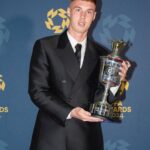 Cole Palmer Wins PFA Young Player of The Year