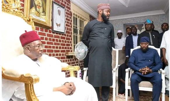 Seyi Tinubu visits Maiduguri and donates over N500 million to flood victims