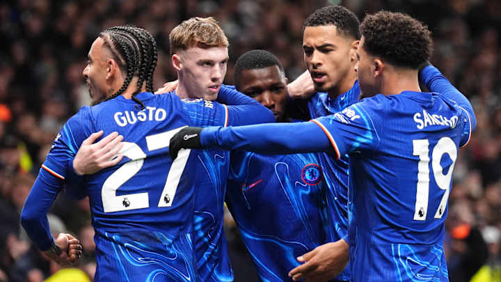 Cole Palmer Inspires Chelsea’s Thrilling 4-2 Comeback Win Over Tottenham